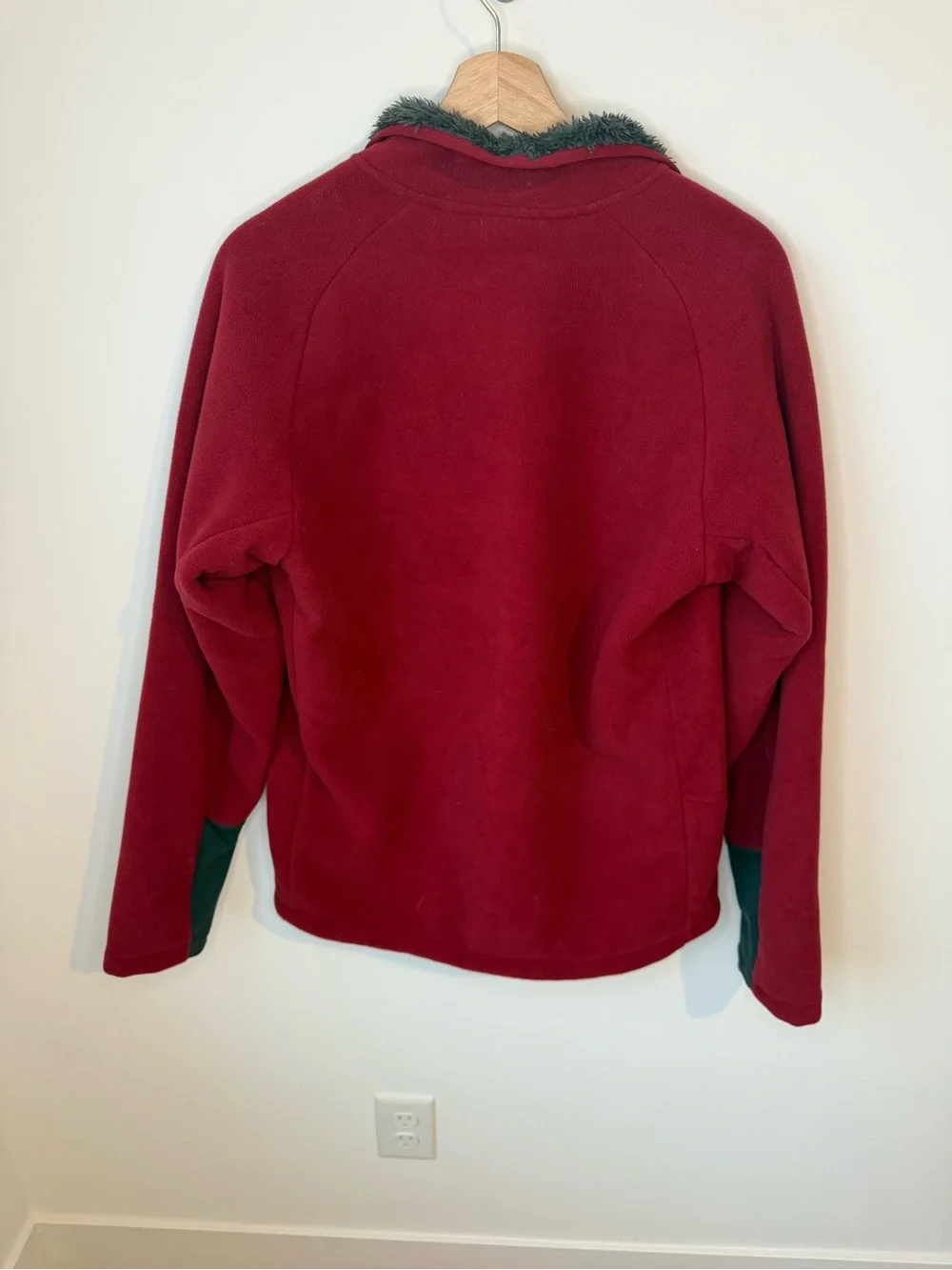 The North Face Men's Red Fleece Jacket with Sherpa Lining | S